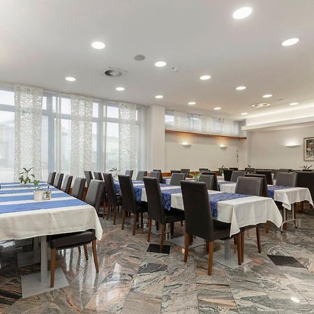 Garni Hotel Azul Kranj Zewnętrze zdjęcie