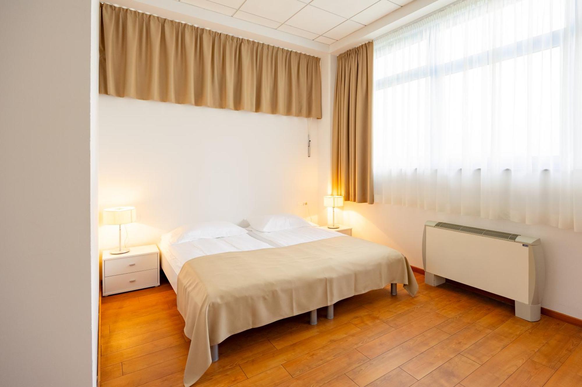 Garni Hotel Azul Kranj Zewnętrze zdjęcie