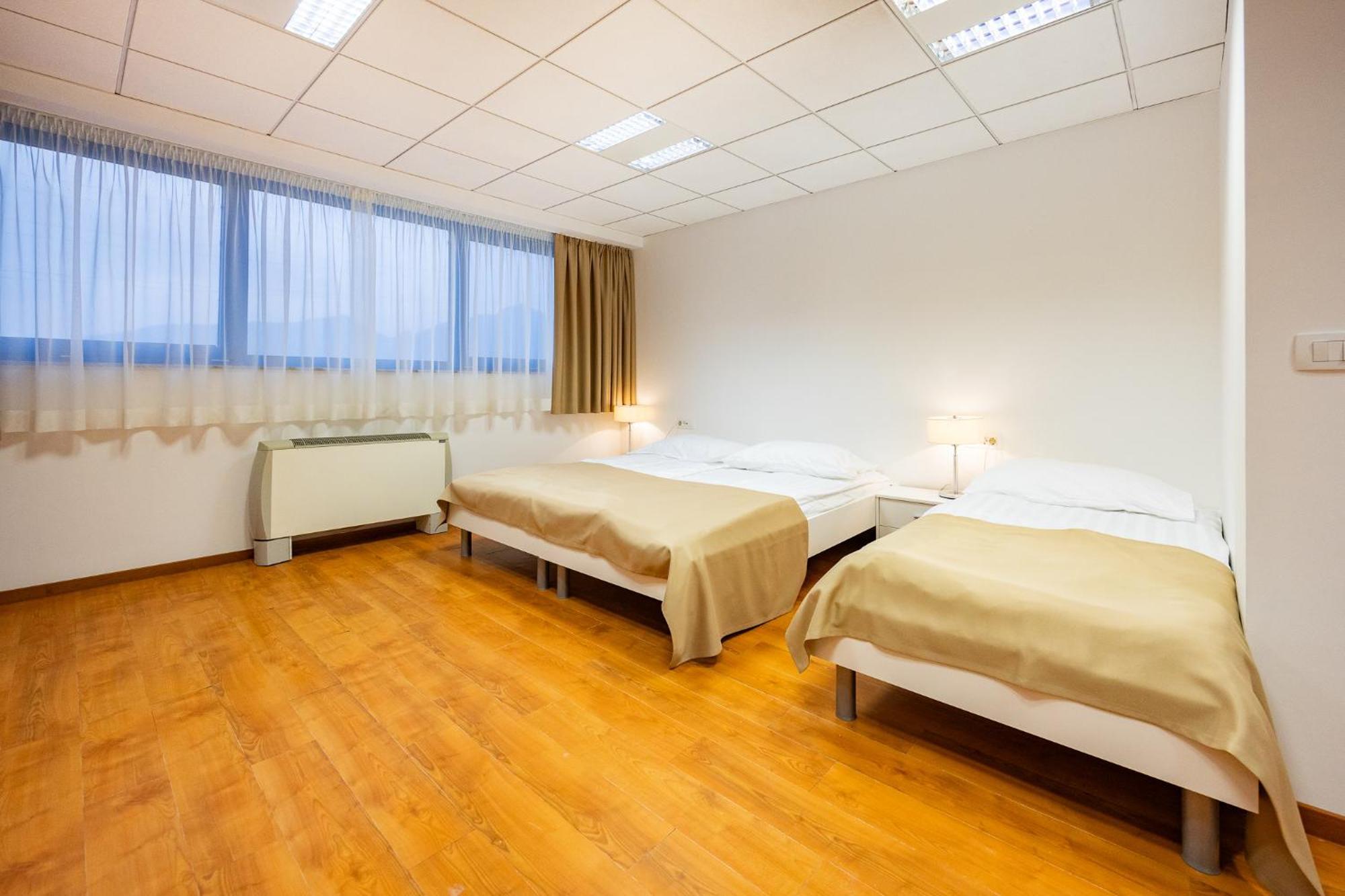Garni Hotel Azul Kranj Zewnętrze zdjęcie