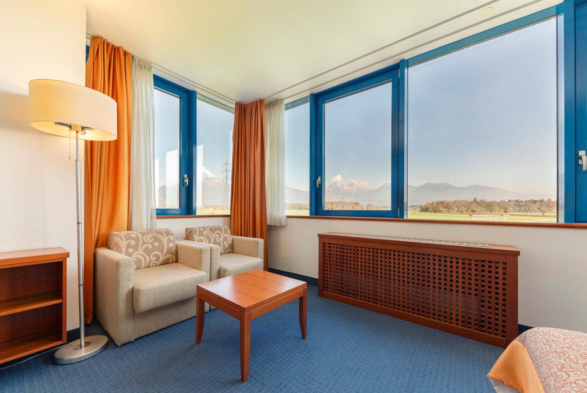 Garni Hotel Azul Kranj Zewnętrze zdjęcie