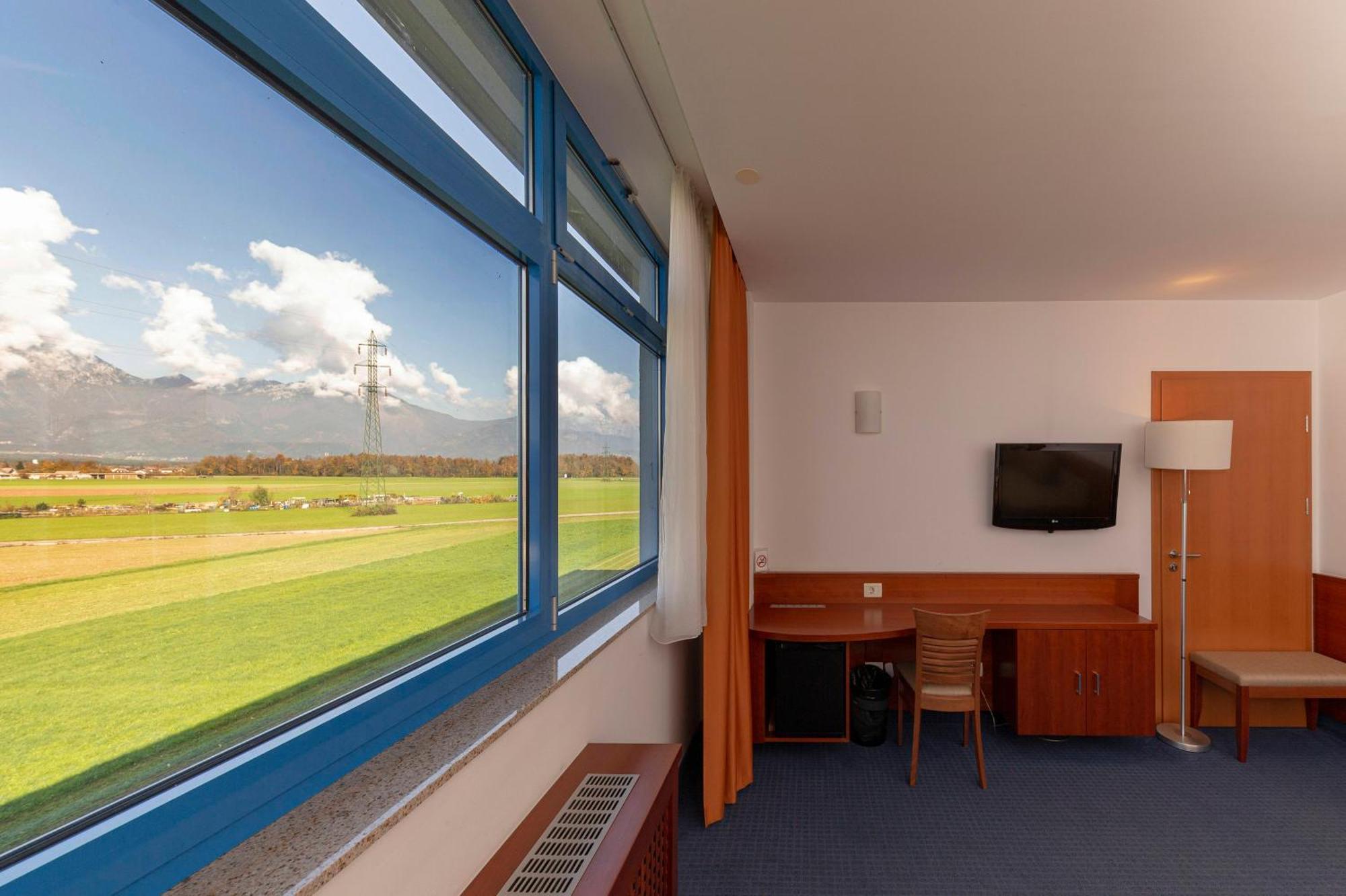 Garni Hotel Azul Kranj Zewnętrze zdjęcie