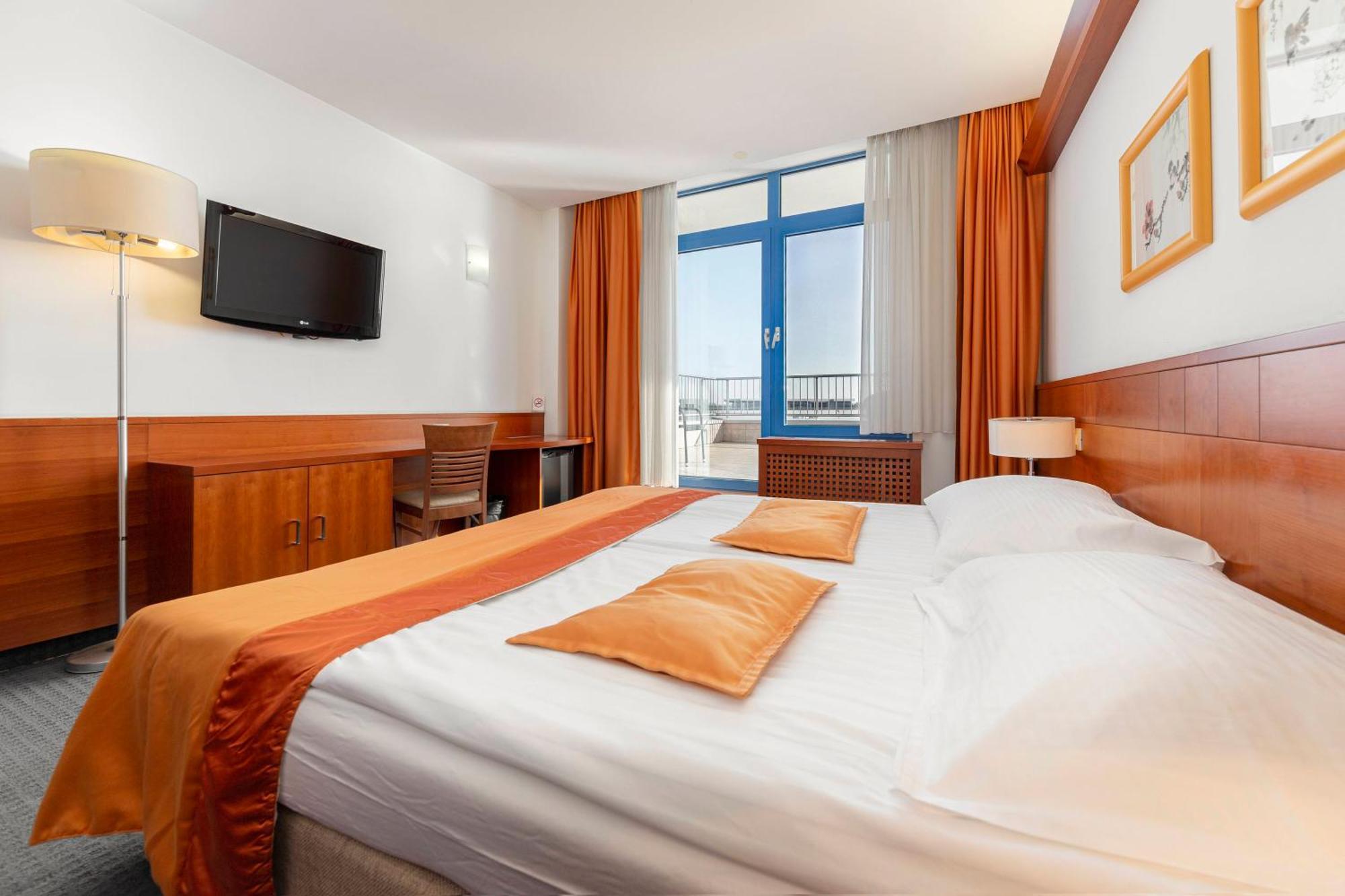 Garni Hotel Azul Kranj Zewnętrze zdjęcie