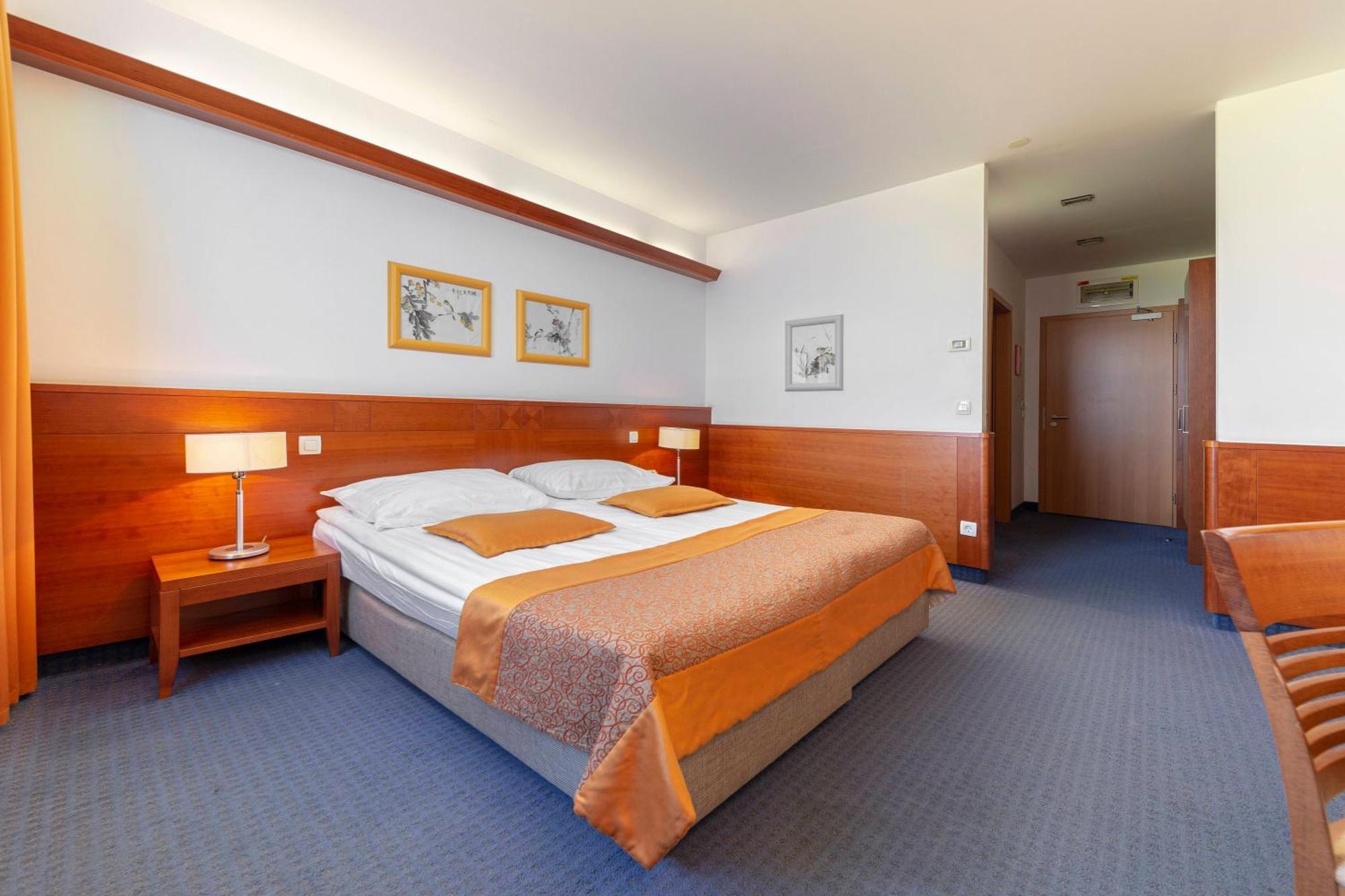 Garni Hotel Azul Kranj Zewnętrze zdjęcie