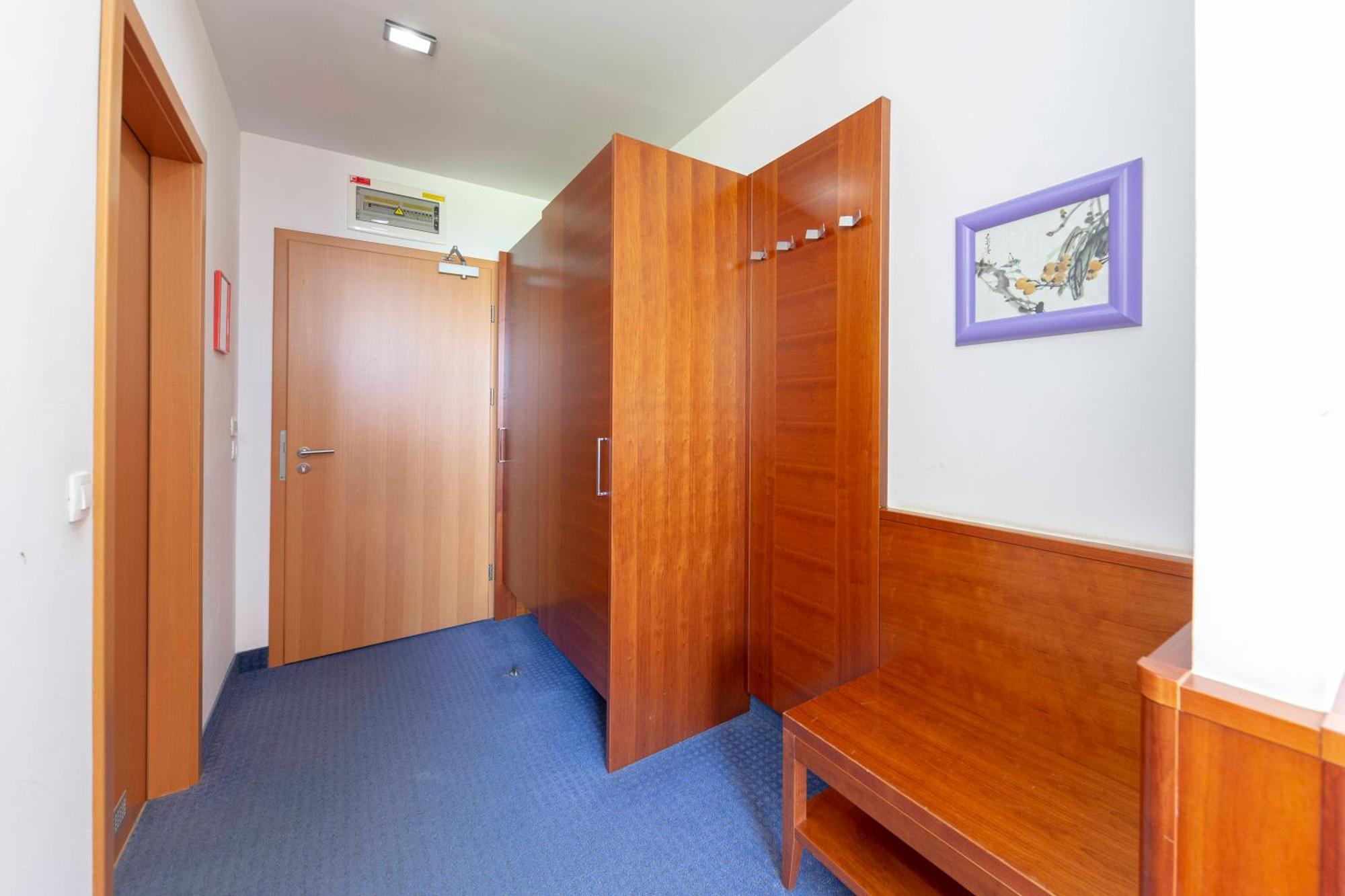 Garni Hotel Azul Kranj Zewnętrze zdjęcie